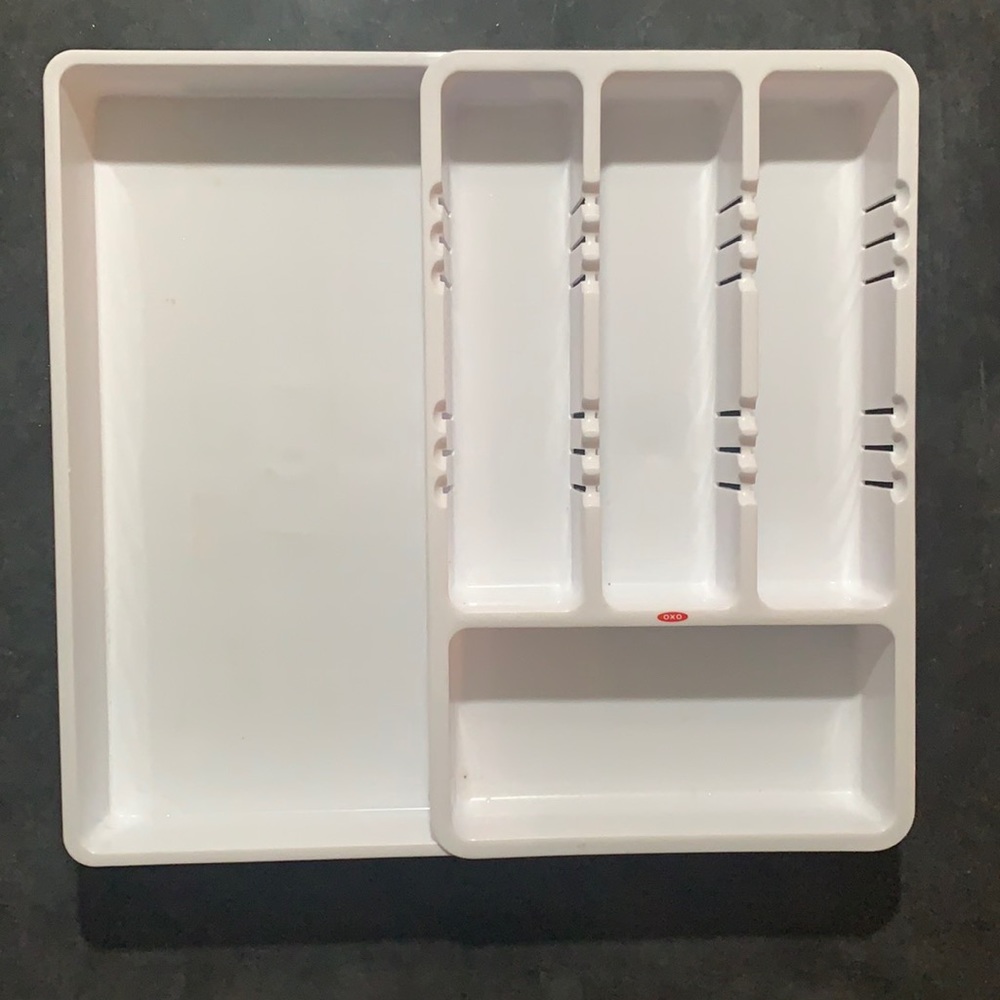 OXO‎ Expandable Drawer Organizer
